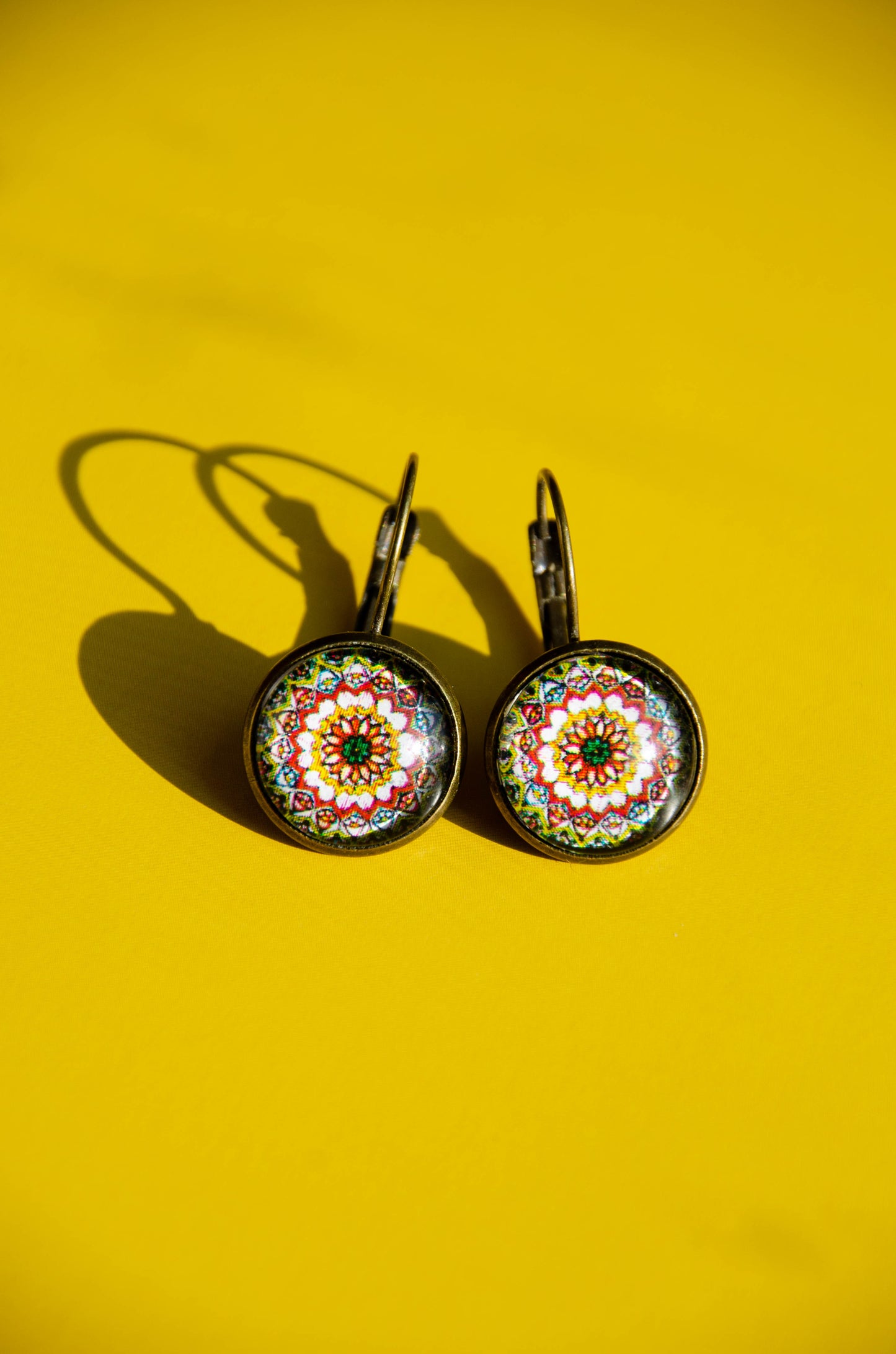 Cercei Rotunzi Flower Spring